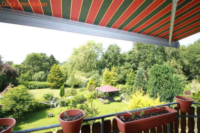 Balkon/Blick Doppelhaush�lfte Pinneberg