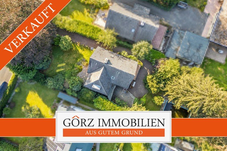  Tangstedt Wohngrundst�ck *VERKAUFT* Sch�nes, gro�z�giges Grundst�ck f�r Bebauung in zentraler Ortslage mit Altsubstanz sucht neue Eigent�mer