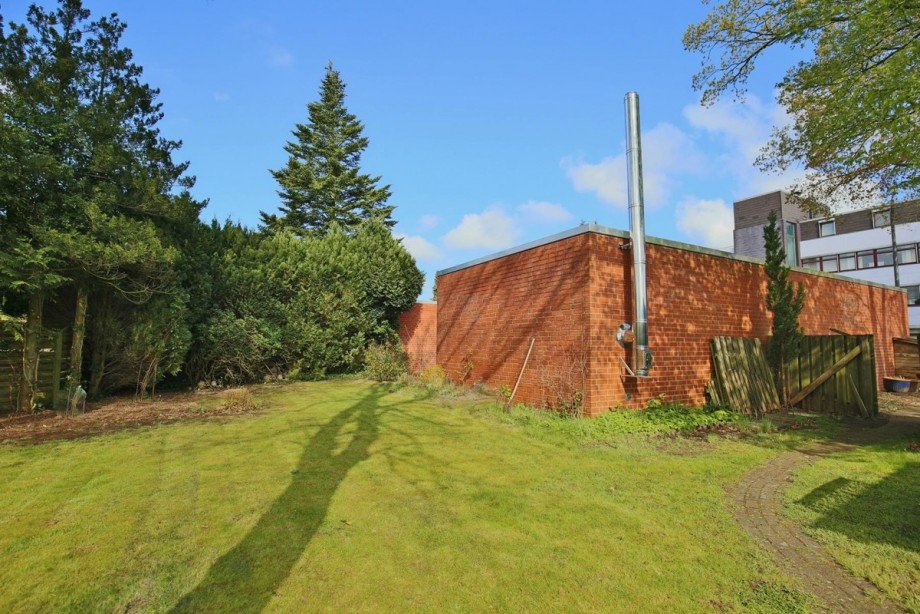 immergr�n Bungalow Norderstedt