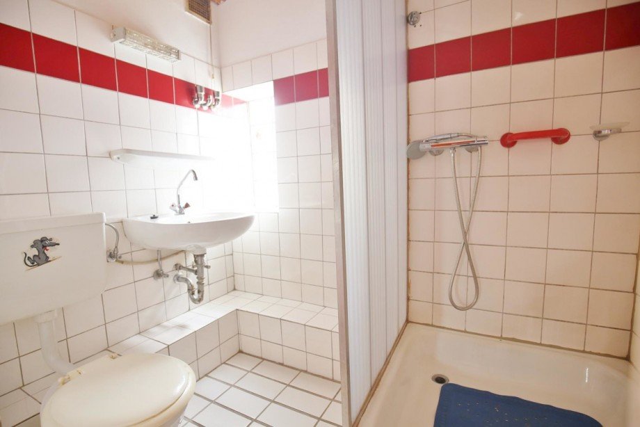 Duschbad Dachgeschoss Reihenendhaus Norderstedt / Harksheide