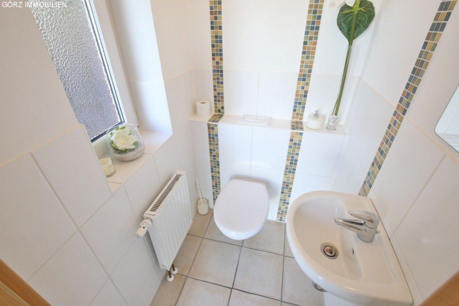 G�ste WC Doppelhaush�lfte Pinneberg