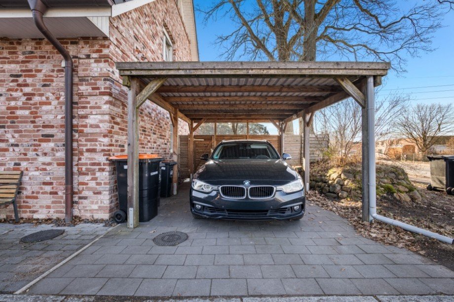 Carport Doppelhaush�lfte Henstedt-Ulzburg