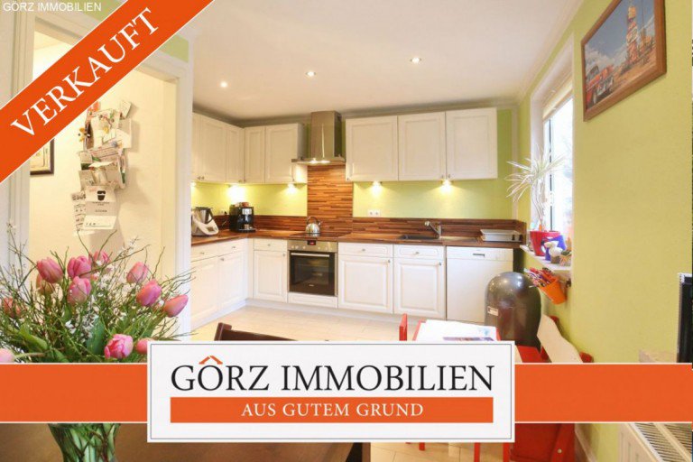  Norderstedt Reihenendhaus *VERKAUFT* Endreihenhaus in Sackgassenlage am Rantzauer Forst mit zwei Garagen