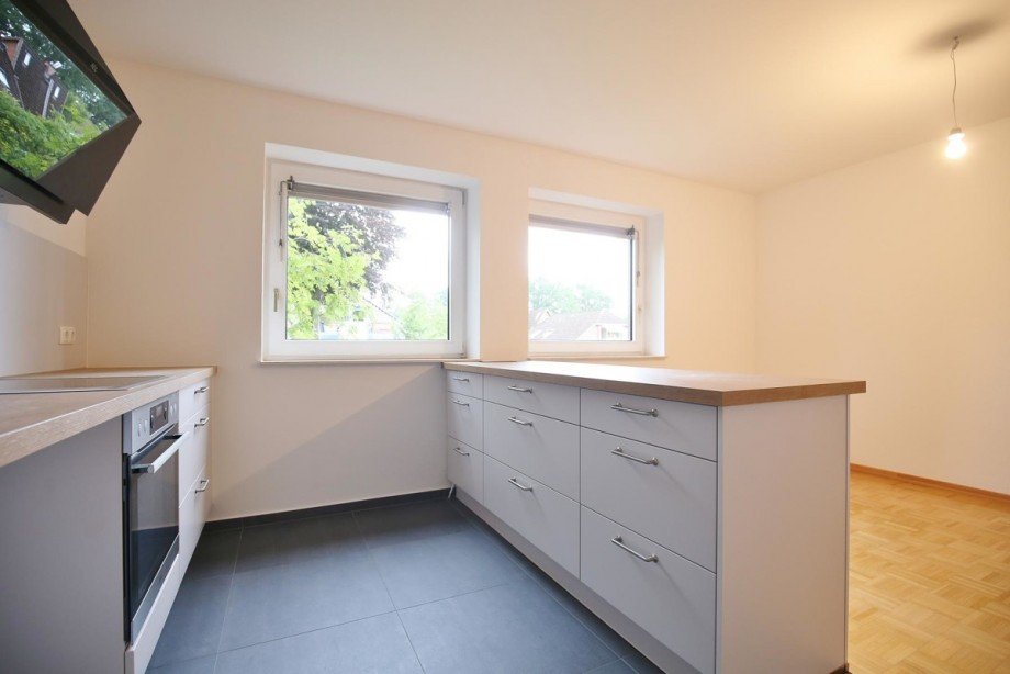 moderne Einbauk�che Etagenwohnung Quickborn