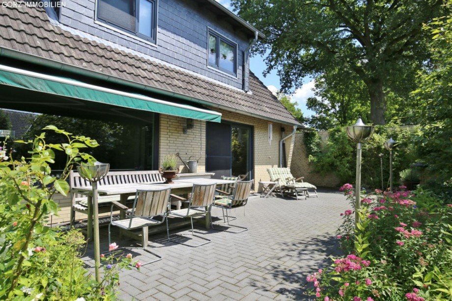 sonnige Terrasse Einfamilienhaus Pinneberg