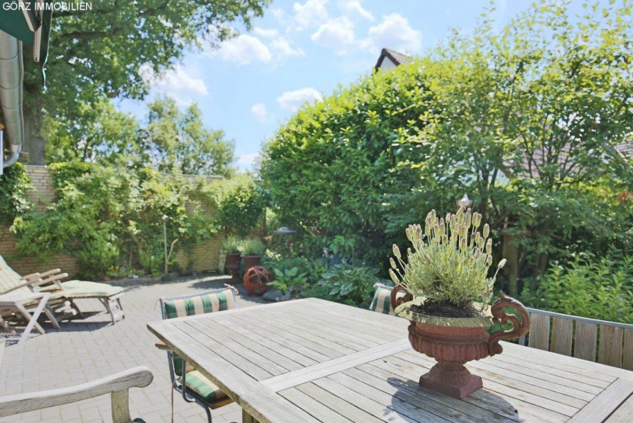 sonnige Terrasse Einfamilienhaus Pinneberg