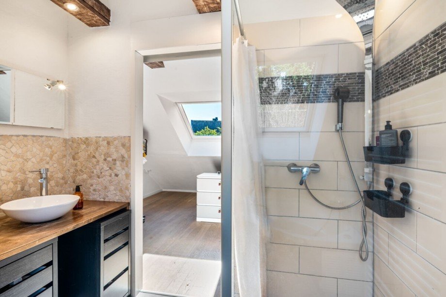 Vollbad im OG Einfamilienhaus Henstedt-Ulzburg